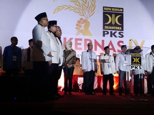Wali Kota Tangsel Airin Ikut Deklarasi Pemenangan Pilkada PKS