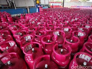 Harga Gas 12 Kg Naik, Pedagang Khawatir Pembeli Lari ke Gas 3 Kg