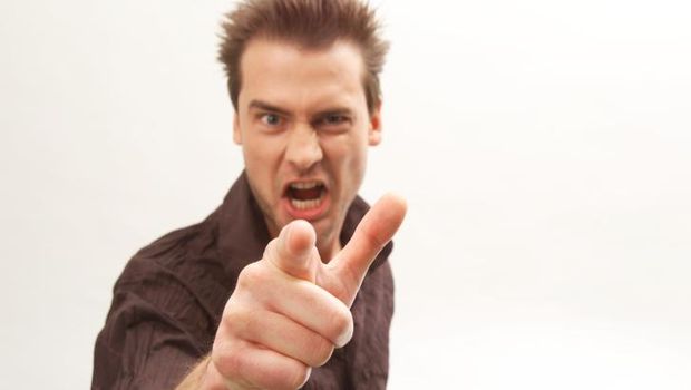 Coba pahami apakah kesalahan itu juga datang dari kamu sehingga orang lain marah padamu.