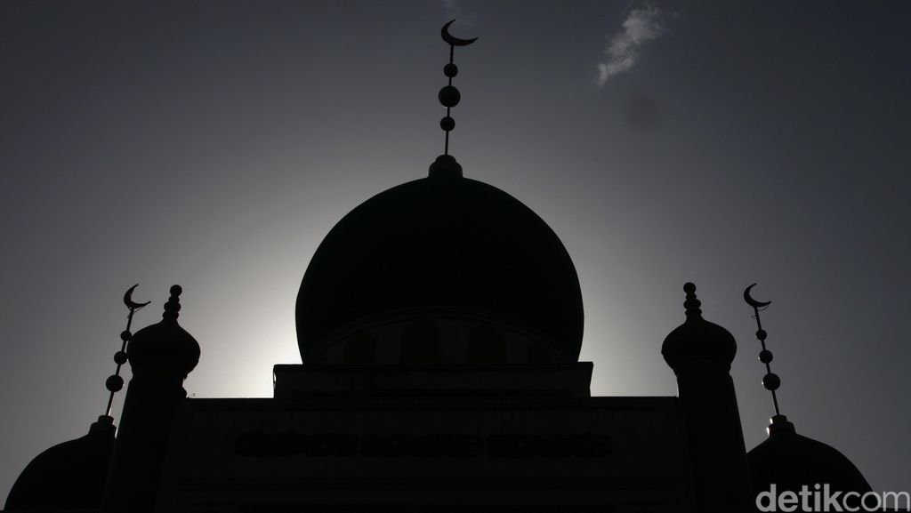 Kemenag Susun Standardisasi Honor Imam dan Takmir Masjid