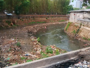 Menengok Persiapan Pemprov DKI Cegah Banjir Jelang Musim Hujan