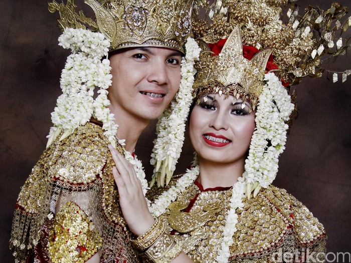 Makna Ornamen Aesan Gede Dan Pak Sangkong Pakaian Adat Dari Sumatera