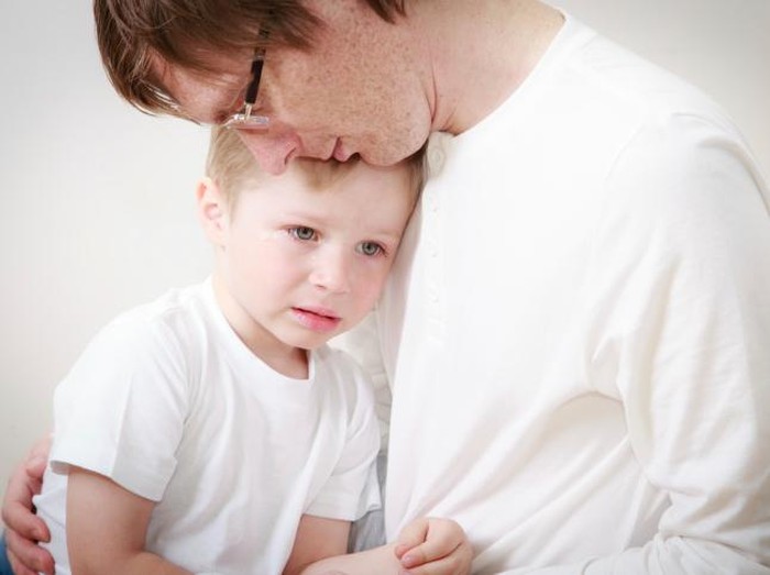 Anak Kangen Dengan Ayah Atau Ibu Sampai Sakit Cuma Sayang Salah Satu Ortu