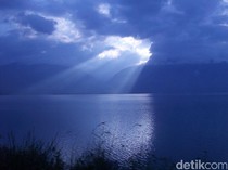 Kalender Jawa Sabtu Kliwon 3 Februari 2024: Cahaya Menyinari Duniawi