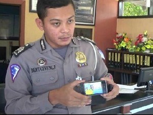 Begini Penampakan Meme Sindiran Polisi yang Bikin OB di Ponorogo Ditangkap