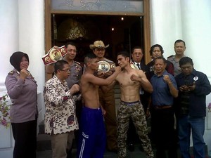 Roy Muklis Sesumbar akan KO Lawannya