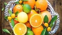 Jeruk - Vitamin C dalam jeruk sangat baik untuk daya tahan tubuh. Selain itu juga bermanfaat untuk menjaga kerja sel-sel otak dan mencegah Parkison dan Alzheimer.Foto: Thinkstock