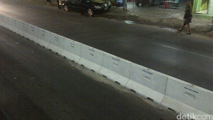 Dinas Bina Marga DKI Gandeng TransJ Pasang Separator Busway di Koridor VI