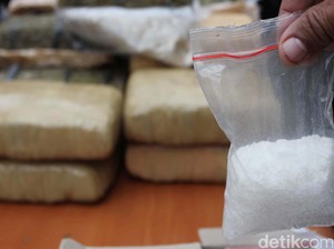 Viral Ojol Dapat Orderan Paket Mi Instan Berisi Sabu di Jakarta Barat