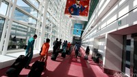 Bandara Haneda Tokyo juga tak kalah sibuknya. Selama periode libur Natal tahun ini, Haneda akan melayani sekitar 1.445.600 penumpang. (Rengga Sencaya/detikTravel)