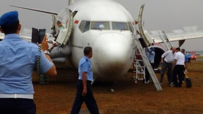 Batik Air Tergelincir, Bandara Adisutjipto Ditutup
