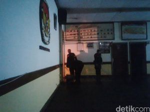 16 Parpol akan Berebut 50 Kursi di Kota Surabaya