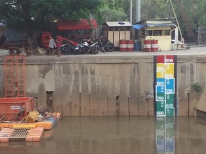 3 Pintu Air di Jakarta Berstatus Waspada Malam Ini