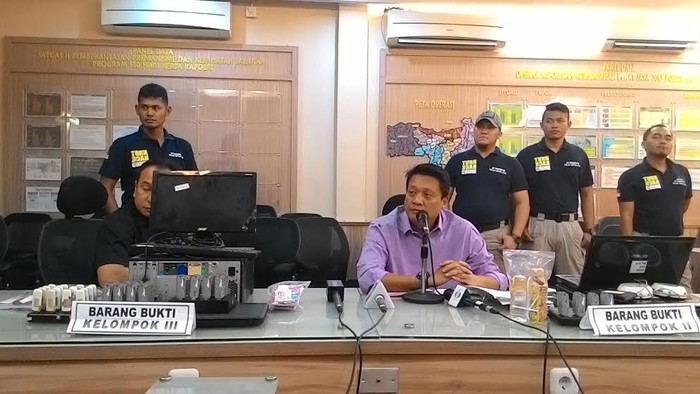 14 Tersangka SMS Penipuan Ditangkap, Ini Peran Bos Mama Minta Pulsa Cs