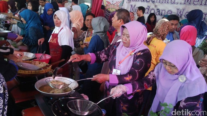 Gubernur Jateng Minta Geger Mendoan Diselesaikan Lewat Pengadilan