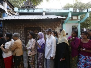 Umat Muslim, Hindu dan Buddha pun Berbaur di Pemilu Myanmar