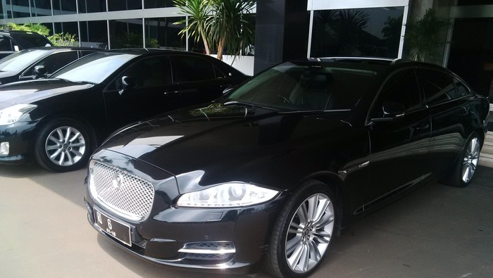 Ada Mobil Jaguar Berpelat RI-6, Sekjen DPR: Saya Nggak Tahu