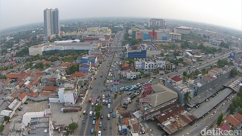 Jalan Margonda Depok Foto: Dok detikcom Jalan Margonda Depok Foto: Dok detikcom