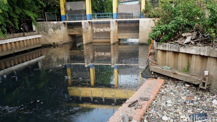 Ada Kenaikan Tinggi Air, BPBD Imbau Warga Pesisir Jakut Waspadai Banjir Rob