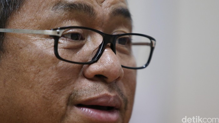 Aher Masih Berat Proyek Pelabuhan Cilamaya Dibatalkan