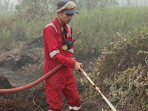Anak Punk, Guru SLB, dan Sepatu Pinjaman