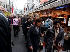 Berkurangnya Turis China Bikin Angka Kunjungan ke Jepang Anjlok 9,6%