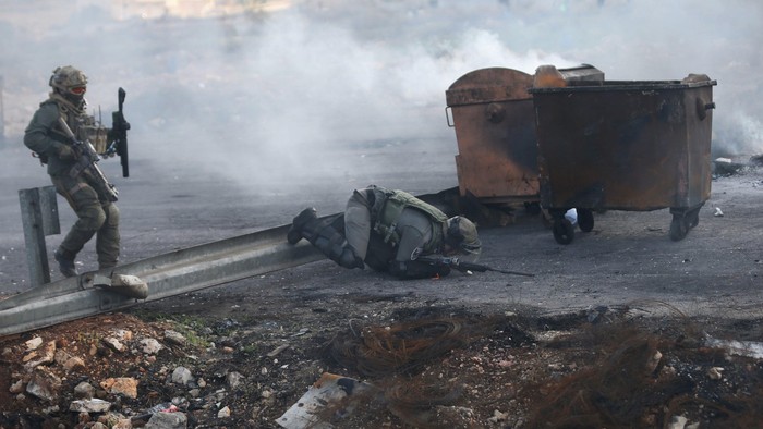 Bentrokan di Tepi Barat, 28 Warga Palestina Kena Tembak