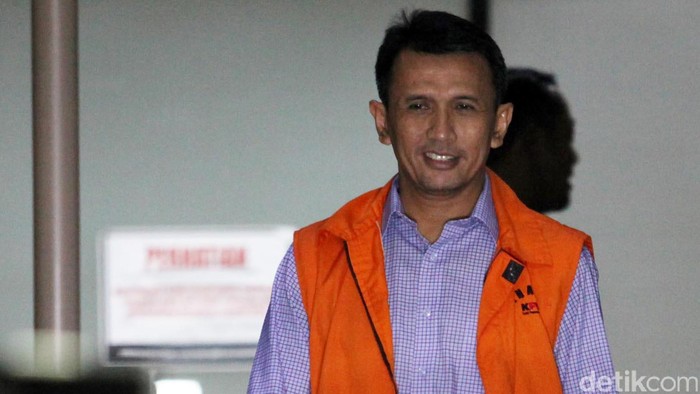 Anggota DPRD Sumut Saleh Bangun Diperiksa KPK Jadi Saksi Penerima Suap Gatot