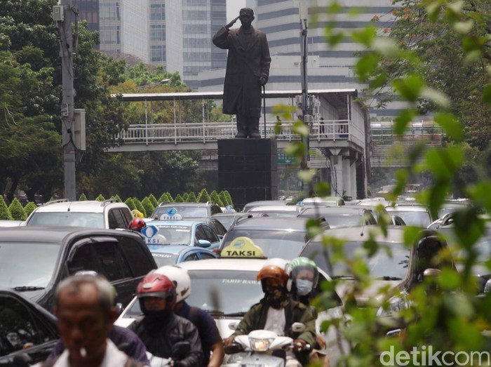 Patung Jenderal Sudirman