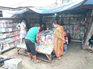 Dari Wiro Sableng yang Laris Bak Kacang Goreng, Hingga Enny Arrow yang Ilegal