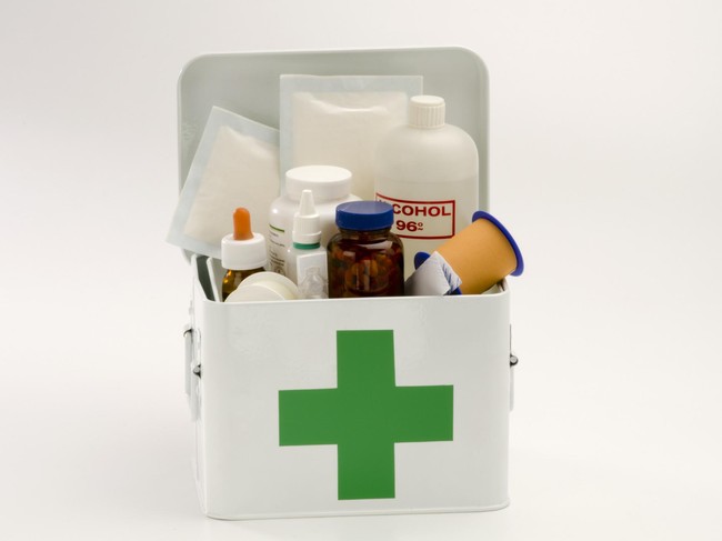 Obat-obatan yang Wajib Dibawa Saat Liburan (2)