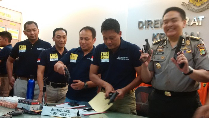 Selama Januari-November 2015, Ada 549 Kejahatan Berkaitan dengan Senpi