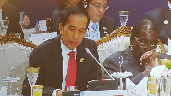 Jokowi: Kita Mengutuk Keras Aksi Terorisme di Paris!