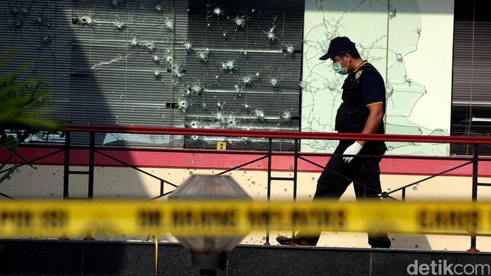 Mortir Ditemukan di Belakang Rumah Jabatan Gubernur Sulsel