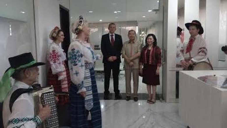 Republik Belarus Buka Kantor Konsul Kehormatan di Surabaya Republik Belarus Buka Kantor Konsul Kehormatan di Surabaya