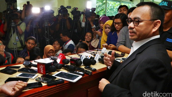 Catat! Partai Mana Saja yang Tak Transparan di MKD DPR dan Hukum di Pilkada