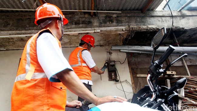 Jokowi Gratiskan Tagihan Listrik 3 Bulan, Bob Hasan Tutup Usia