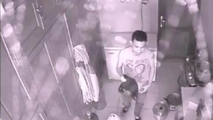 Heboh di Media Sosial, Siapa Pencuri Tas Pemuda Yatim Piatu Ini?