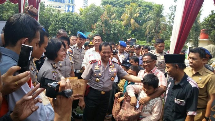 Rangkul Warga Sekitar TPST Bantargebang, Polda Metro Gelar Pengobatan Gratis
