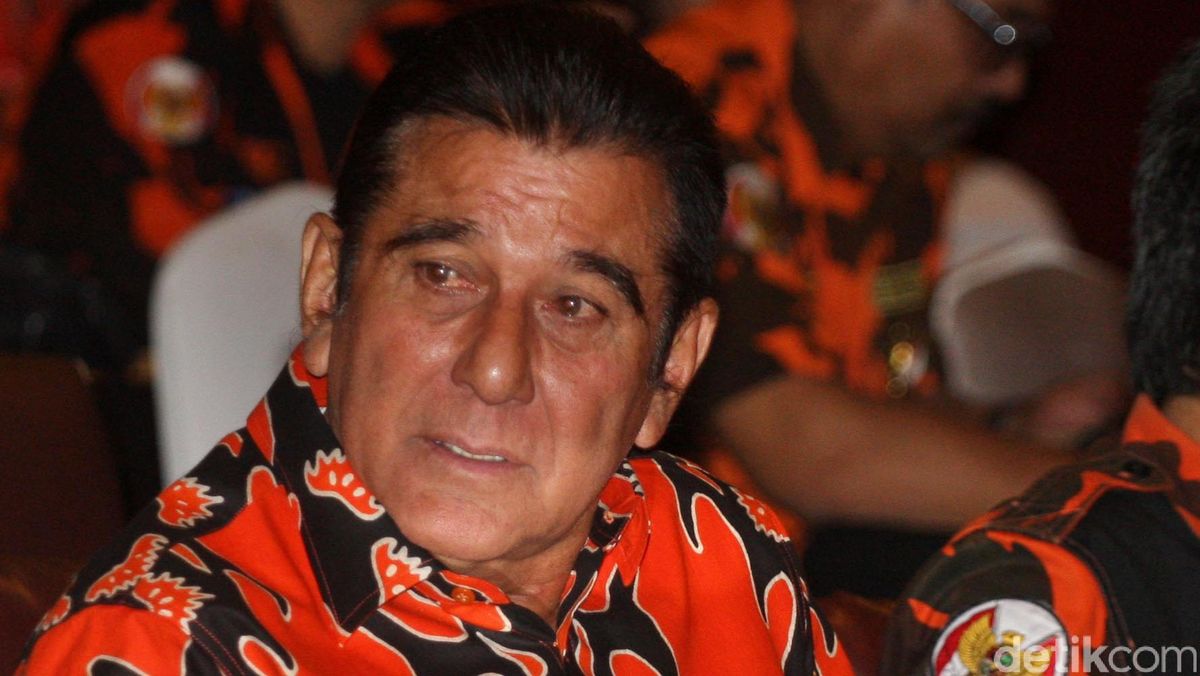 KPK Geledah Rumah Ketum Pemuda Pancasila Japto Soerjosoemarno, 11 Mobil Disita