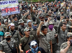 4.500 Personel Satpol PP Amankan Tahun Baru, Awasi Ancol hingga Diskotek