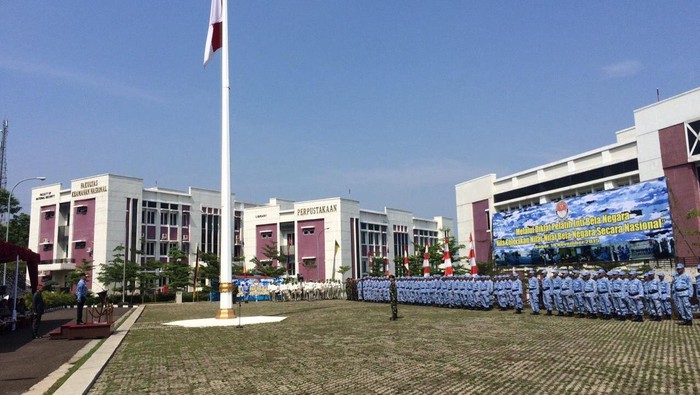 Tutup Diklat Bela Negara, Menhan Ingatkan Ancaman Negara Tak Hanya Militer