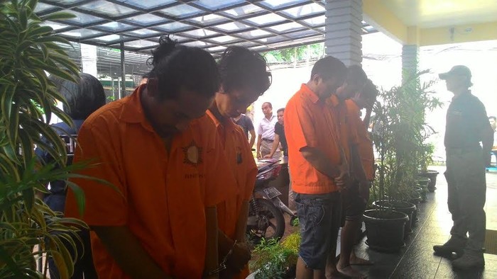 Begini Cara Kerja Komplotan Pencuri Modus Gembos Ban yang Diringkus Polisi