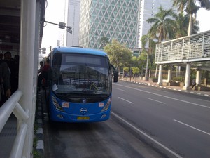 Bus Feeder Mulai Beroperasi di Koridor 6, Tak Ada Lagi Kernet yang Tagih Ongkos