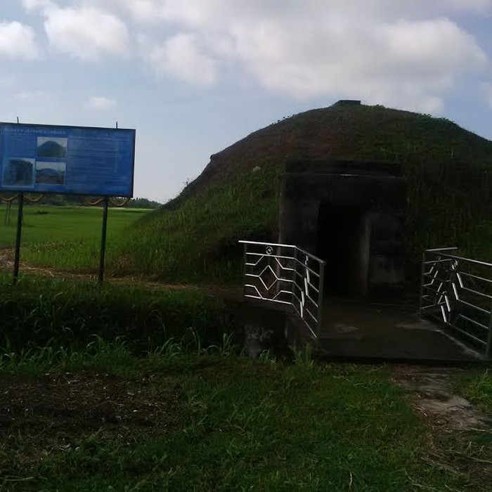 Melihat Bandara Kuabang Kao yang Ada Bunker dan Lorong Tanah