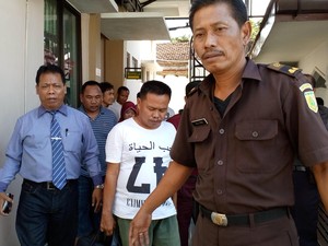 Ketua DPC Hanura Mojokerto Resmi Dijebloskan Tahanan
