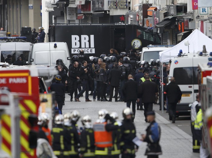 10 Hari Setelah Teror, Polisi Temukan Sabuk Diduga Berisi Peledak di Paris