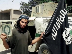 Dalang Teror Paris Tewas dalam Penggerebekan, Ayahnya Lega