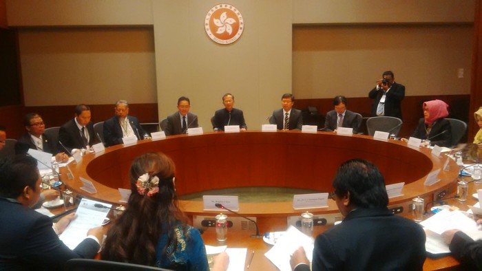 Dikunjungi Delegasi MPR, Parlemen Hong Kong Pamer Gedung Baru