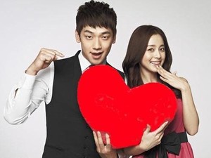 Pulang Liburan, Rain dan Kim Tae Hee Jalan Terpisah di Bandara